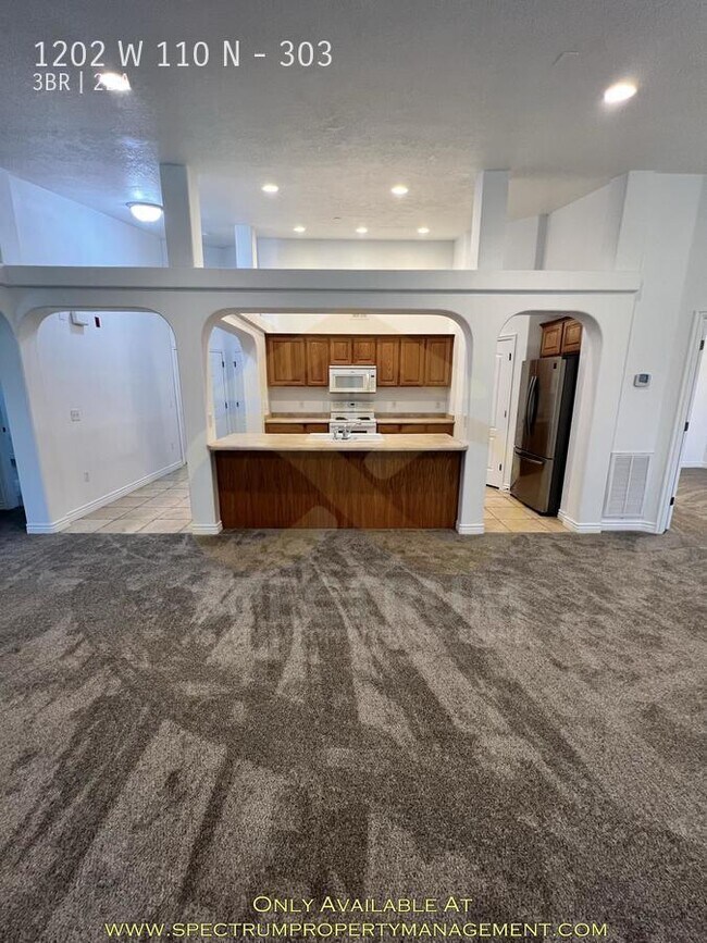 Foto del edificio - 1ST MONTH RENT FREE! Remodeled 3 Bd/2 Ba C...