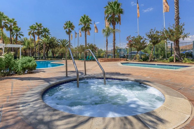 Foto del edificio - Colony Townhomes