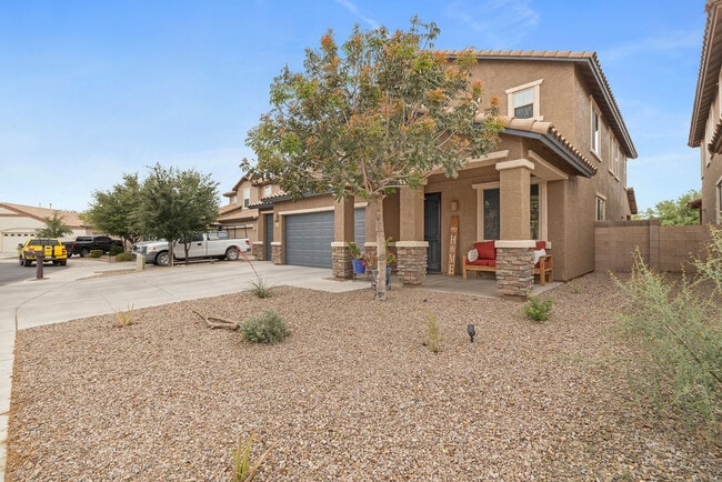 Building Photo - 11904 W Farmall Dr