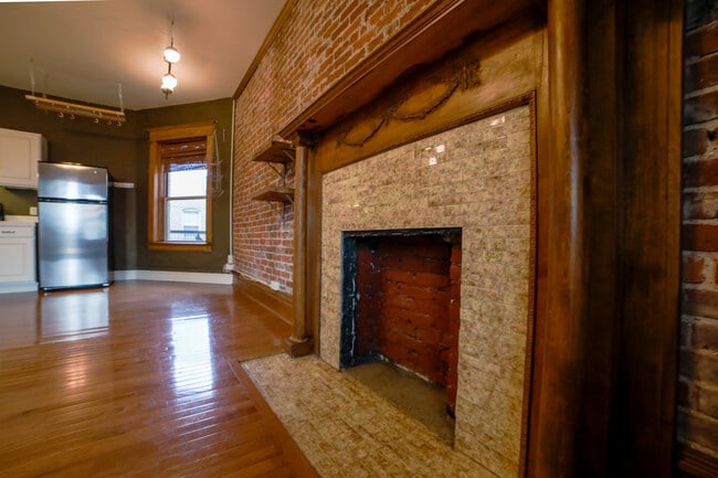 Building Photo - 1210 E Colfax Ave