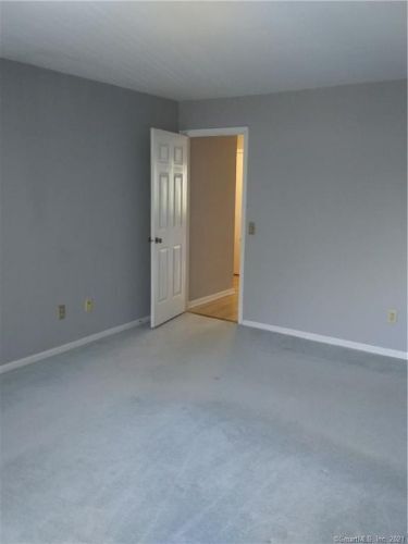 Building Photo - 50 Aiken St