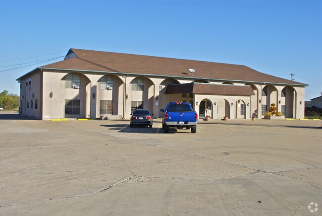 Primary Photo - 1216 I-30