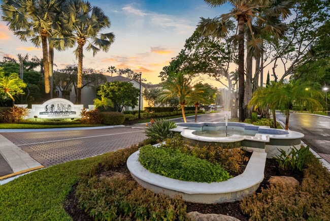 Building Photo - Solara At Wellington