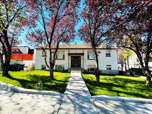 Foto del edificio - 1064 E 500 S