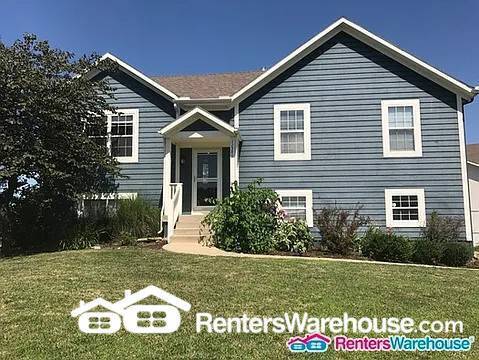 Primary Photo - 4 Bed 3 Bath Home For Rent In Olathe!