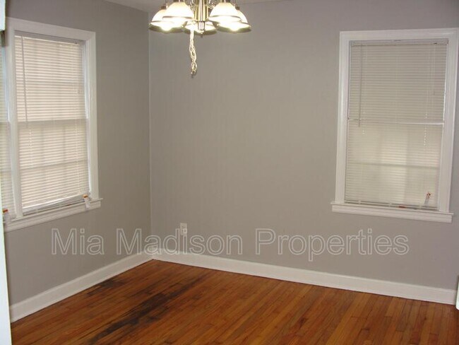 Foto del edificio - 1411 E 31st St