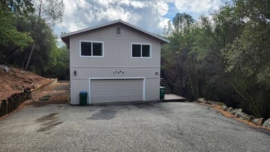 Building Photo - 13599 Sun Forest Dr