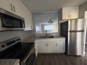 Building Photo - 4500 N Flagler Dr