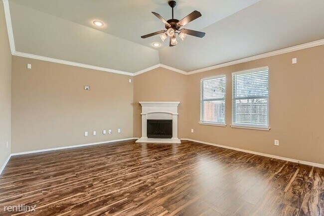 Foto del edificio - 3 br, 2 bath House - 3968 Hollow Lake Rd UNIT