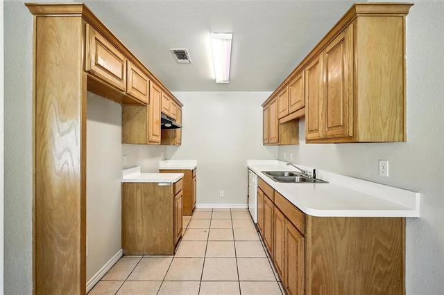 Foto del edificio - 1326-1328 S Travis St