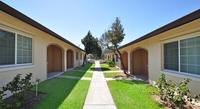 emerald villas apartments pine hills fl