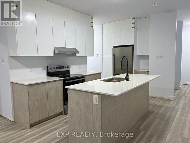 Photo du bâtiment - 1371 Louis Ln