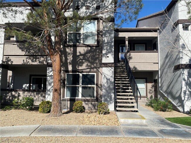 Foto del edificio - 7255 W Sunset Rd
