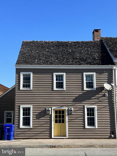 Primary Photo - 333 W King St