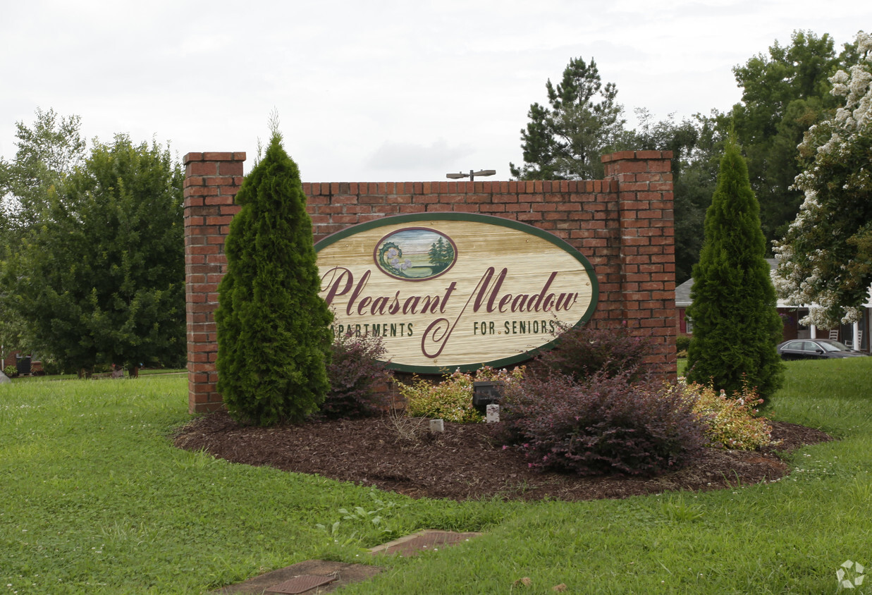 Building Photo - Pleasant Meadow Apartments