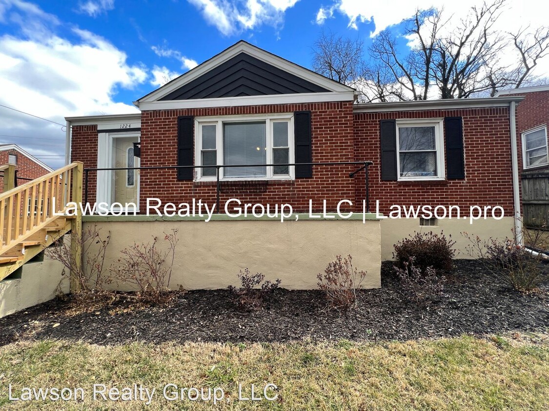 Primary Photo - 3 br, 1 bath House - 1224 Belleview Ave SE