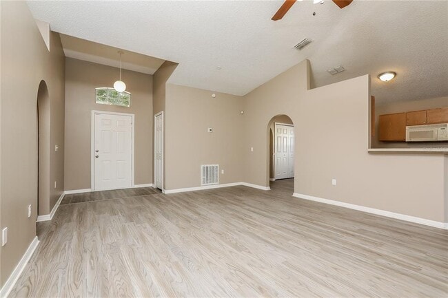 Foto del edificio - 977 Vanderbilt Dr