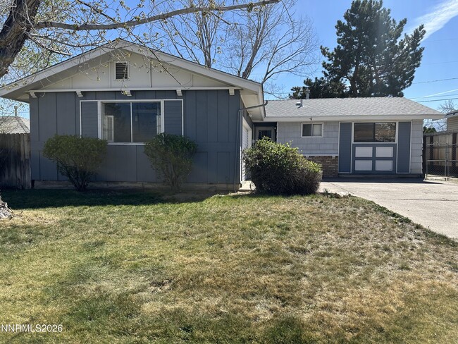 Building Photo - 1365 Akard Dr