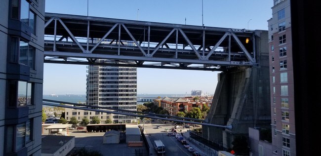 Building Photo - 2 bedroom in San Francisco CA 94105