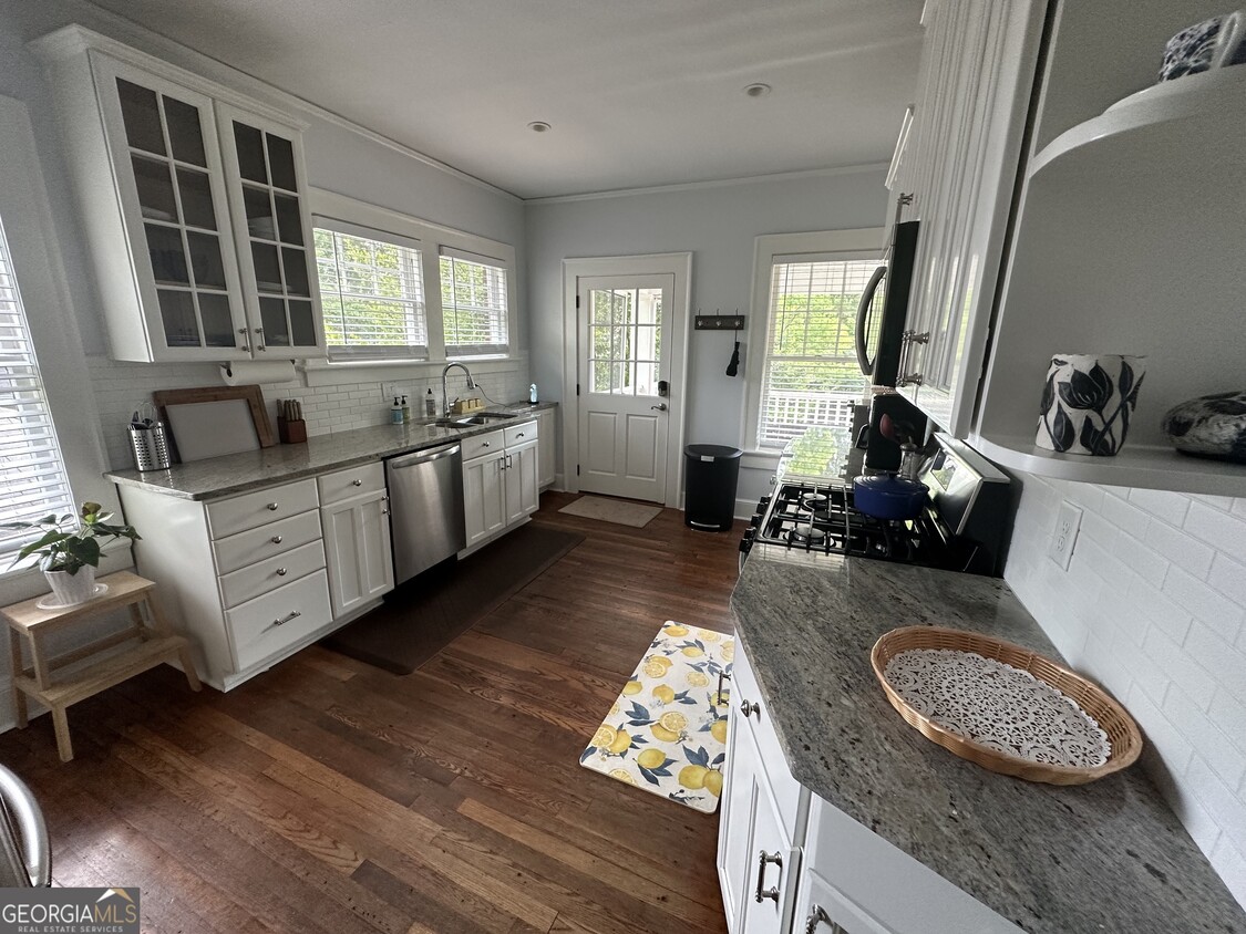 Foto principal - 977 North Highland Avenue Northeast