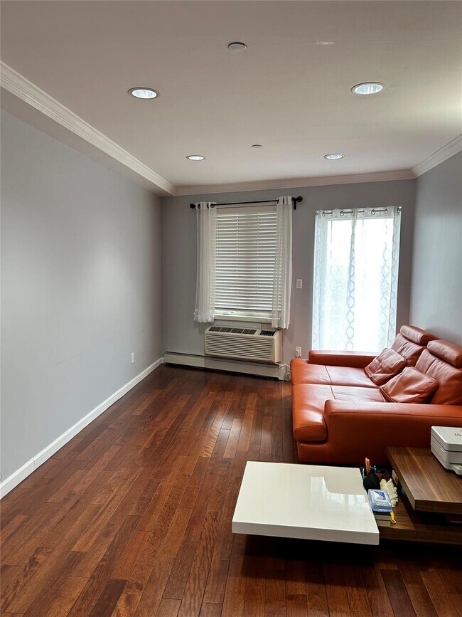 Foto del edificio - 149-06 Northern Blvd
