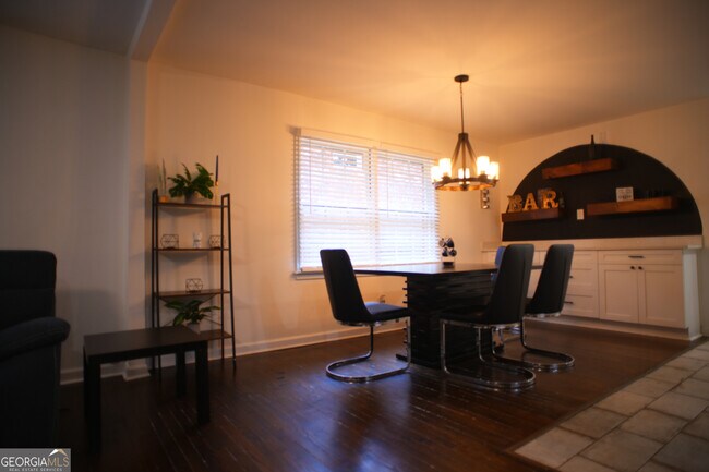 Foto del edificio - 3682 Rockbridge Rd SW