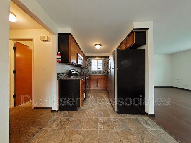 Building Photo - 1458 NW 20th Pl