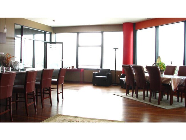 Foto del edificio - 5601 Smetana Dr