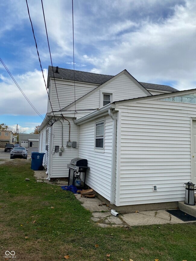 Foto del edificio - 5338 Winthrop Ave