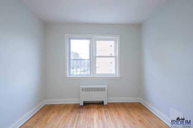 Foto del edificio - 296-310 S Harrison St - 308-1