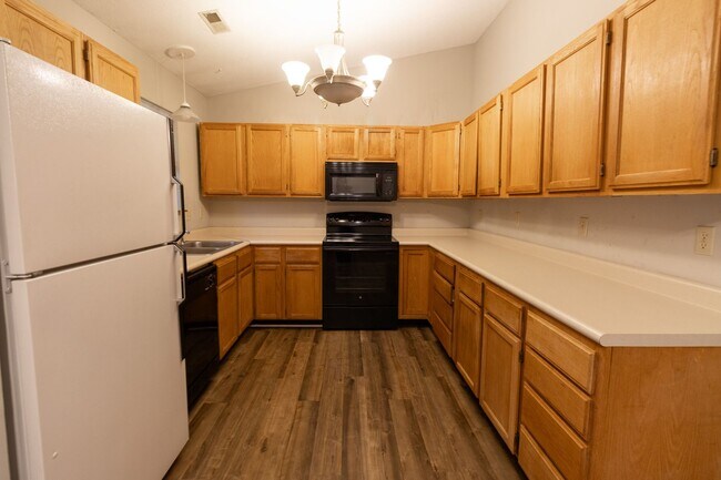 Foto del edificio - 3bd 2ba plus bonus room