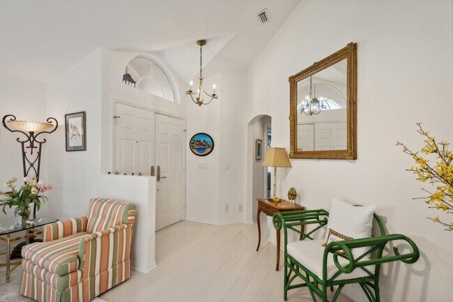 Foto del edificio - 16481 Riverwind Dr