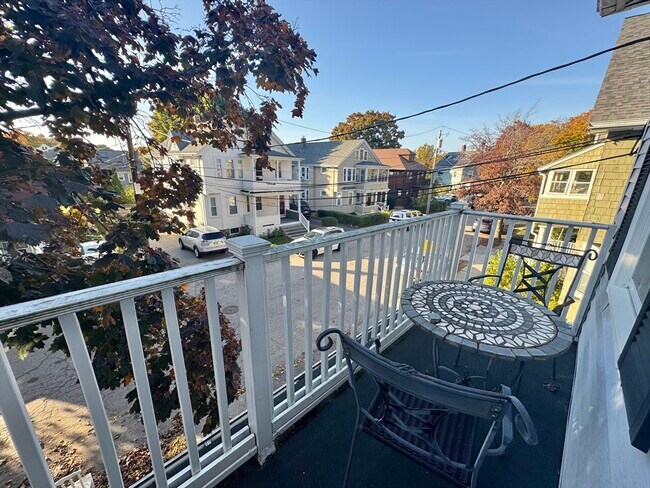 Foto del edificio - 46 Vincent Ave