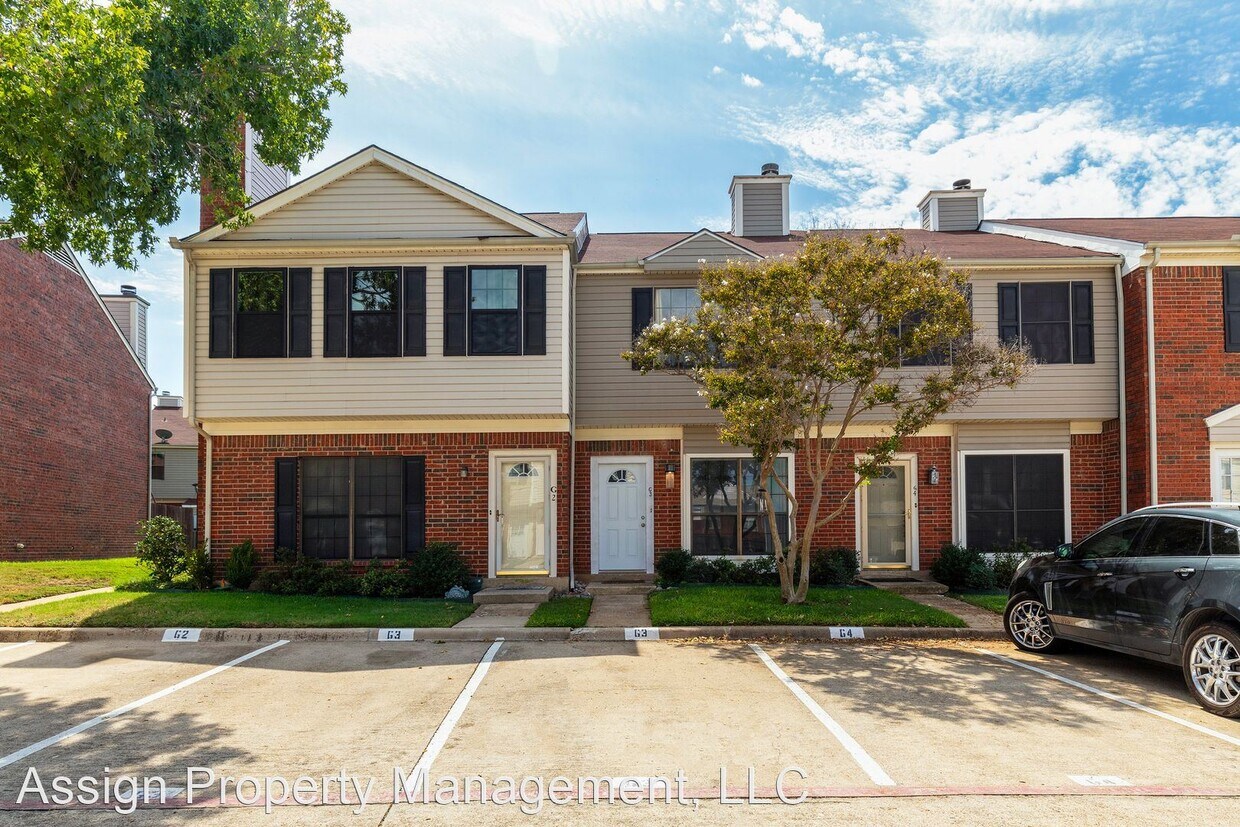 Primary Photo - 2 br, 2 bath House - 220 Samuel Blvd #3 Co...