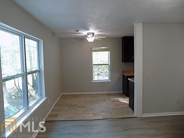 Foto del edificio - 1200 New Hutchinson Mill Rd