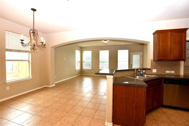 Building Photo - 427 Tranquility Mountain
