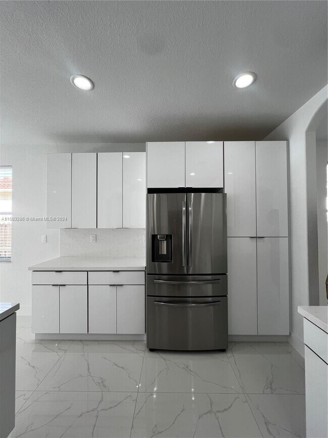 Foto del edificio - 14939 SW 11th Ln