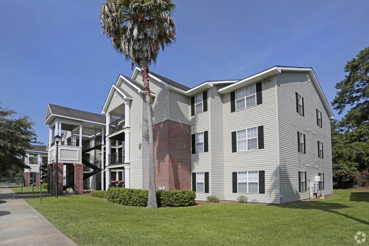 Palm Club Rentals Brunswick, GA