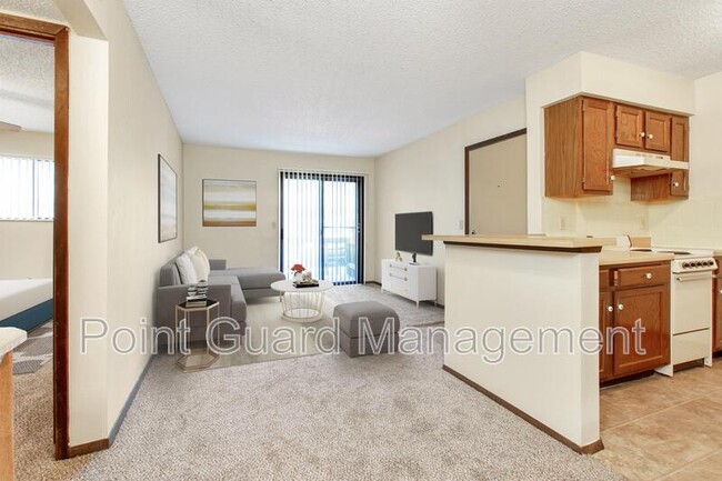 Building Photo - 2747 N Amidon Ave
