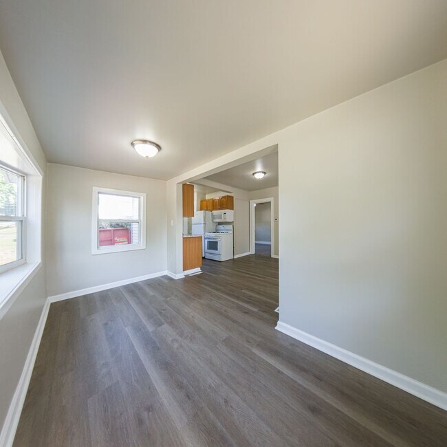 Foto del edificio - 3 Bedroom 1 Bathroom with Bonus Room