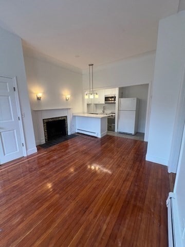 Building Photo - 521 Beacon St