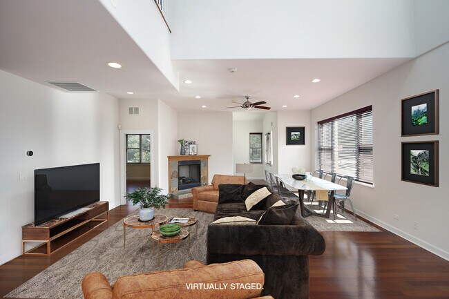 Building Photo - 4 Rienzi Ln