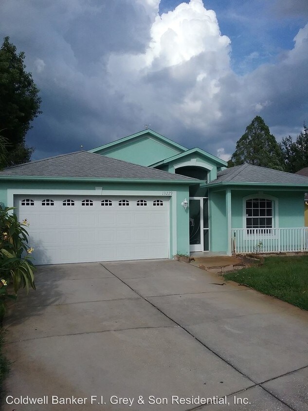 Building Photo - 13229 Golf Ridge Pl
