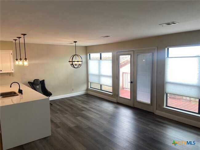 Building Photo - 116 Campbell Dr