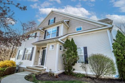 Foto del edificio - 26 Woodcrest Ln