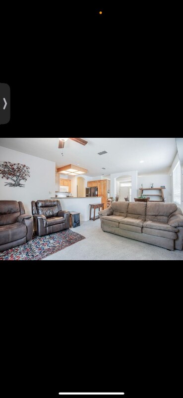 Foto del edificio - 5505 Laguna Crest Way