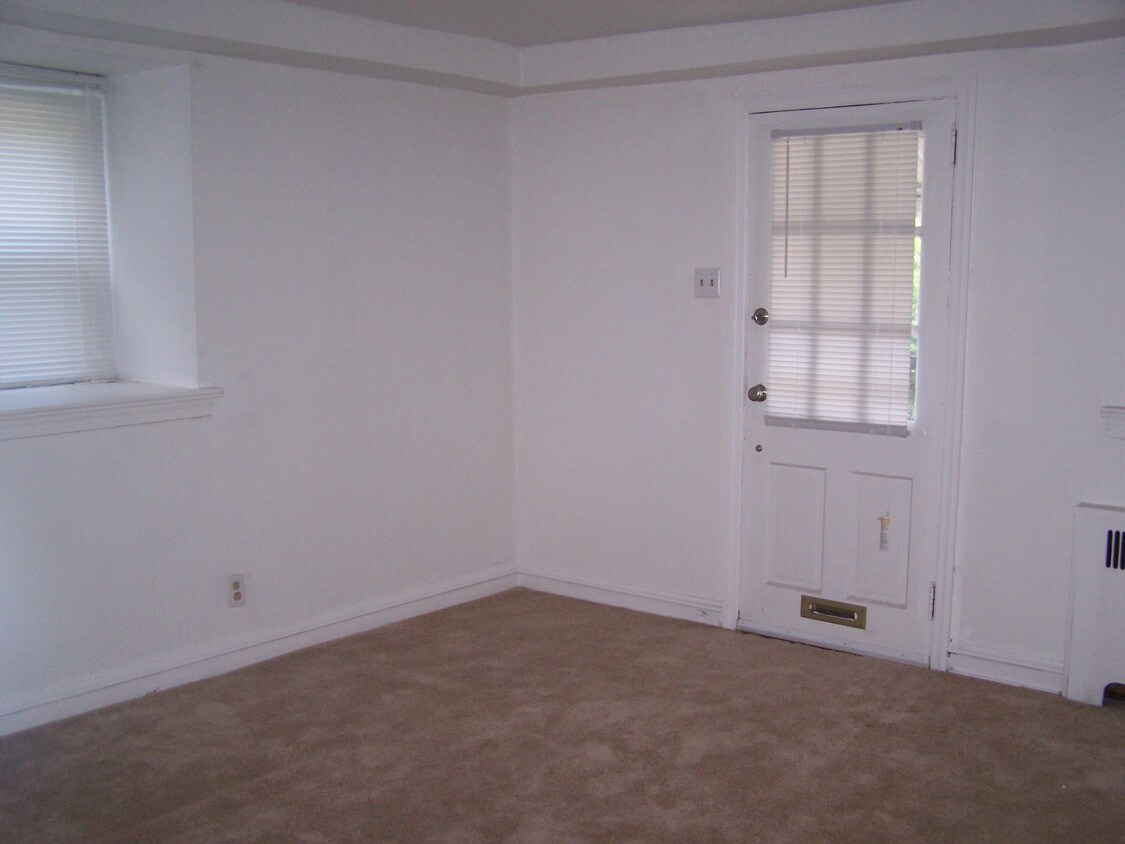 1700 Stenton Ave, Philadelphia, PA 19141 Apartments in Philadelphia