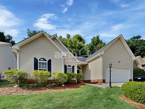 Building Photo - 5116 Old Plantation Cir