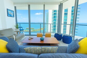 Building Photo - 501 NE 31st St