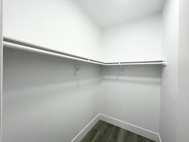 Foto del edificio - 9600 N 96th St